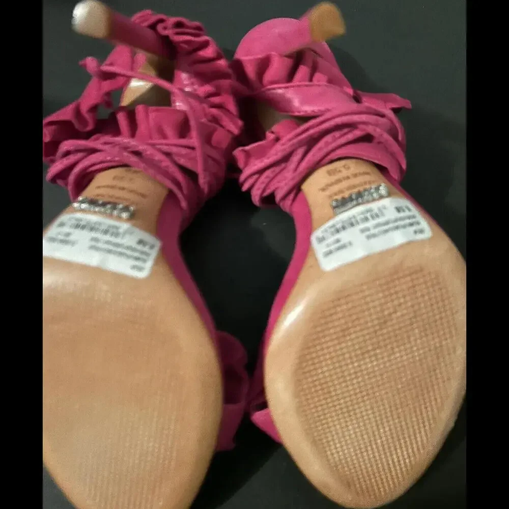 😎🩷 Pink Suede Ankle Tie Sandals Size 5.5 Schultz New Barbie
